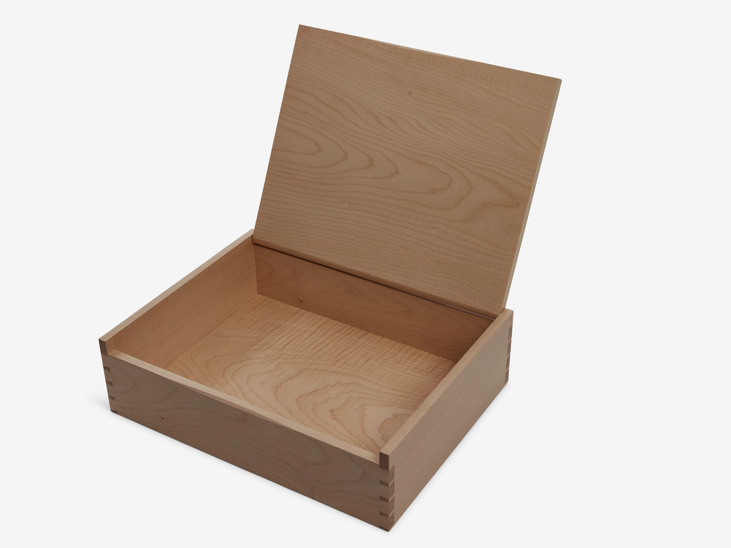 Solid sycamore through-dovetail box with veneered lid and base